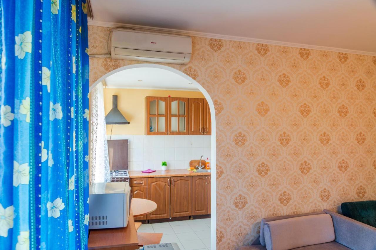Apartment по улице федорова 1 *