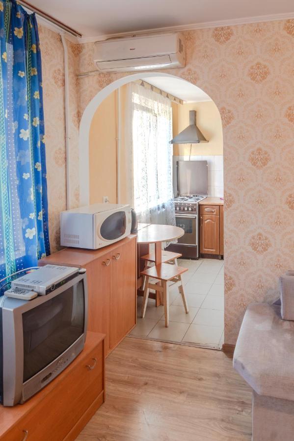 Apartment по улице федорова 1 *